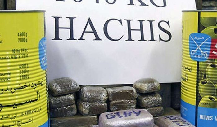 Kilo's hasj tussen olijven gevonden in Algeciras