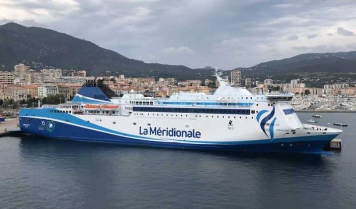 Boot Marseille-Tanger Med geteisterd door bedluizen