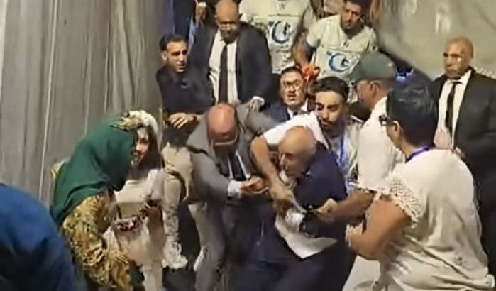 Concert Latifa Raafat loopt uit de hand in Tanger (video)