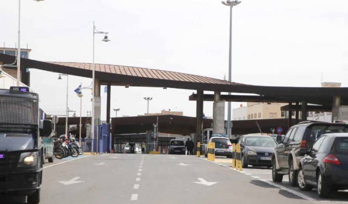 Grenzen Sebta en Melilla blijven gesloten