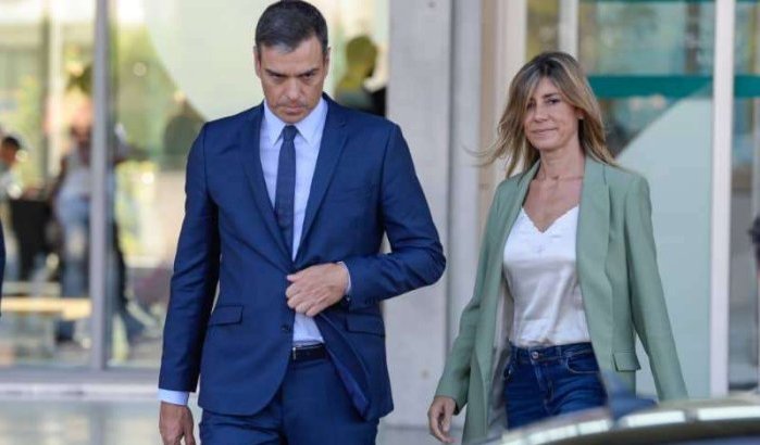 Spionage: Pedro Sanchez laat telefoon vrouw analyseren