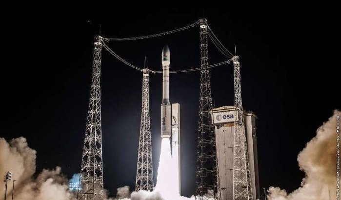 Marokko stuurt vandaag satelliet ruimte in (video)