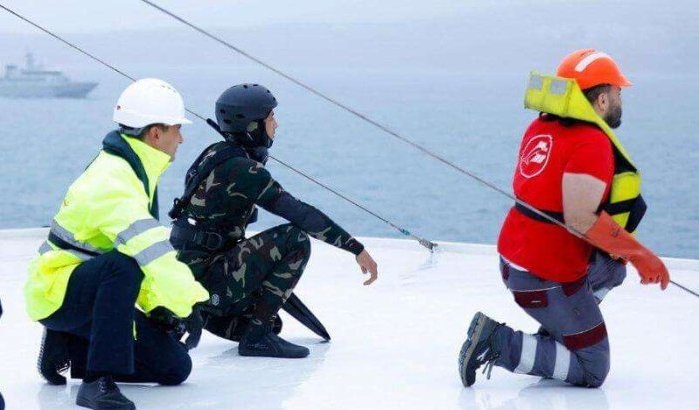 Marokkaan probeert naar Spanje te emigreren met outfit bemanning veerboot