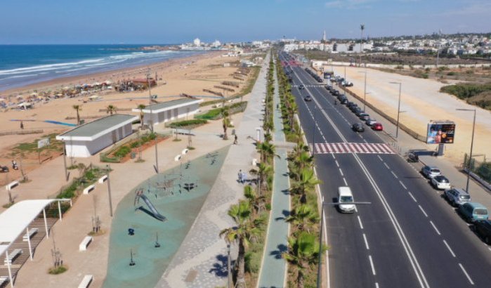 Casablanca treedt hard op tegen parkeerwachters en parasolverhuurders
