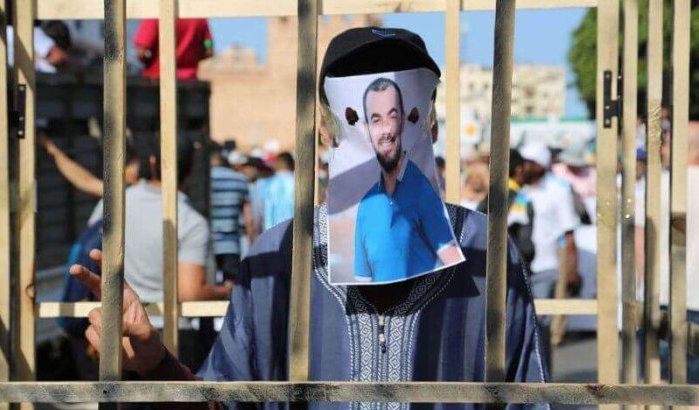 Duizenden demonstreren in Rabat voor Riffijnse activisten (video)