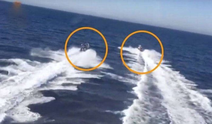 Spanje: drugssmokkelaars uit Marokko redden in het water gevallen agenten (video)