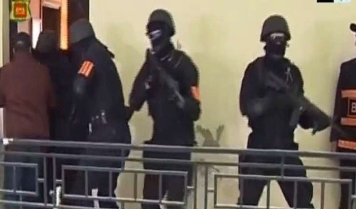 Politie geeft overzicht arsenaal dat Tsjadische terreurverdachte Tanger 