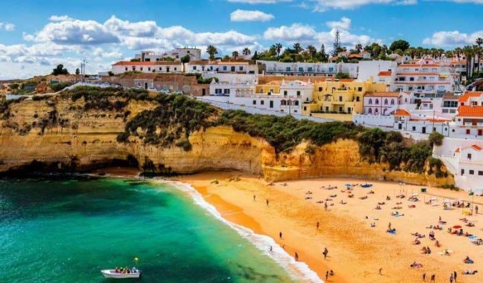 Marokkanen keren Spanje de rug toe en kiezen voor vakantie in Portugal