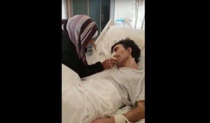 Italië: ontroerende hereniging Marokkaanse vrouw en zieke zoon (video)