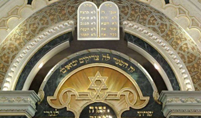 Casablanca knapt synagogen op