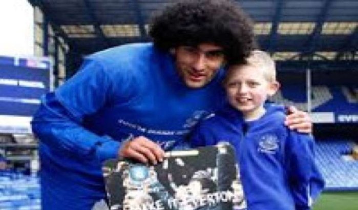 Marouane Fellaini toont groot hart