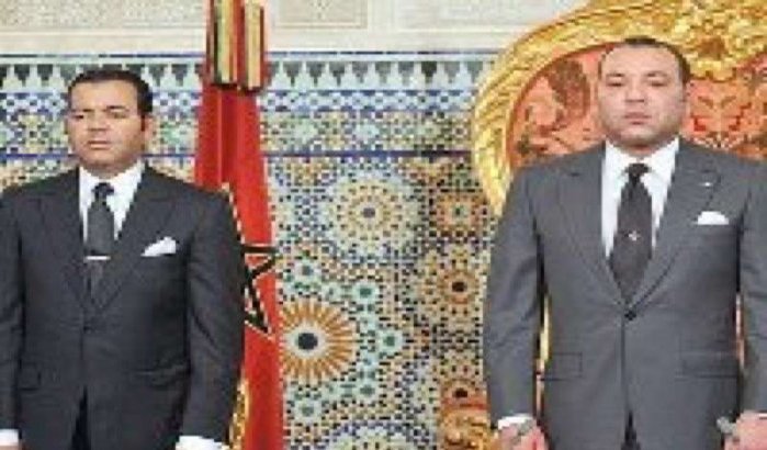 Koning Mohammed VI geeft van zijn macht af