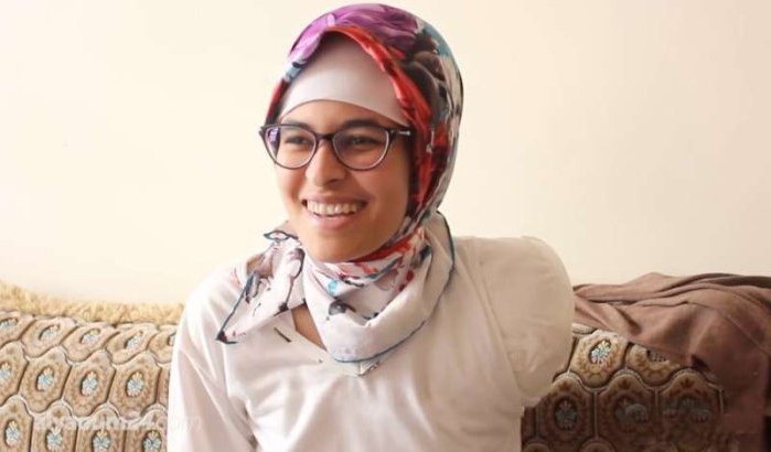 Jonge vrouw die arm verloor bij tramongeluk Casablanca getuigt (video)
