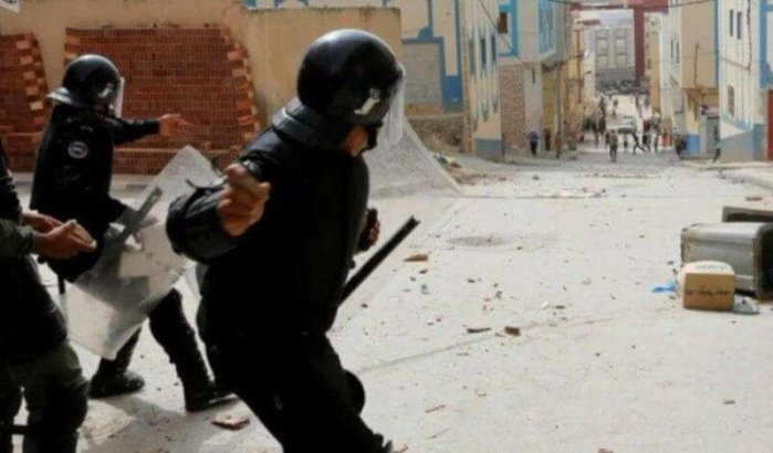 Politie in regio Nador bekogeld, agent gewond