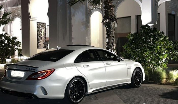 Oplichter steelt luxe Mercedes met slimme truc in Tetouan