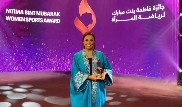 Marokkaanse Aziza Nait Sibaha wint Award van 'Beste sportjournalist' in VAE