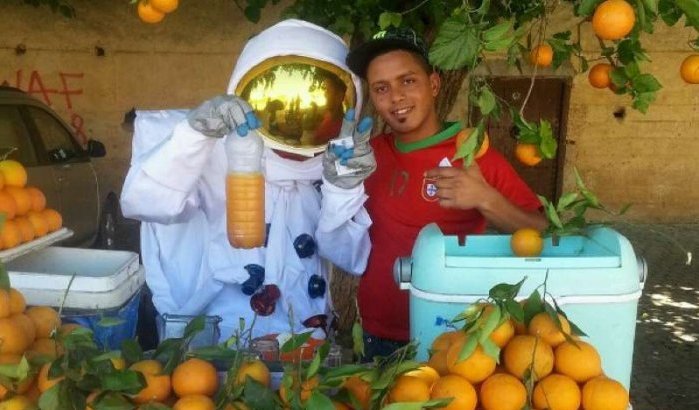 Kosmonaut vrolijkt straten Marokko op