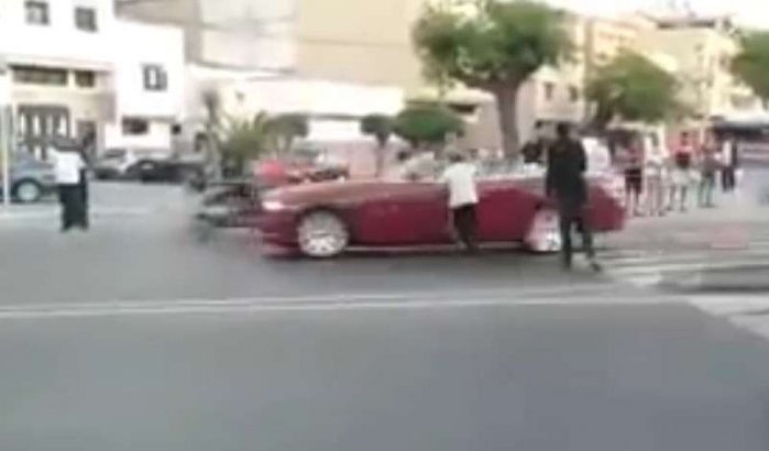 Man springt voor auto Koning Mohammed VI in Rabat (video)