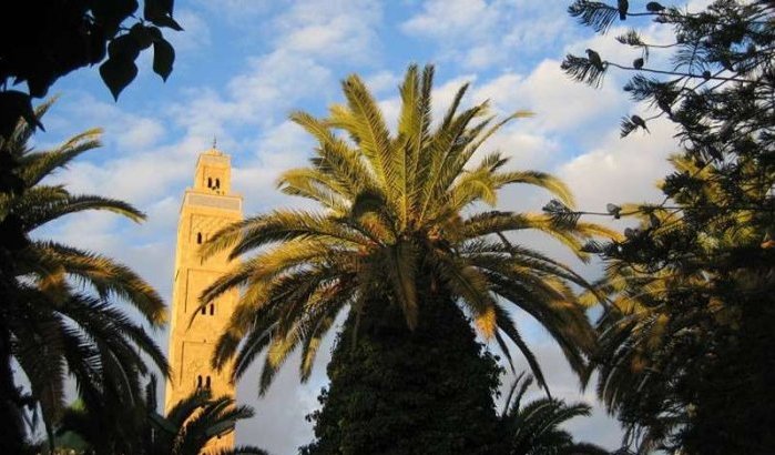 Man loopt moskee bijna naakt binnen in Oujda