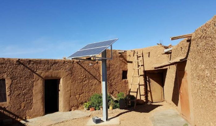 Honderden Marokkaanse dorpjes met zonnepanelen uitgerust