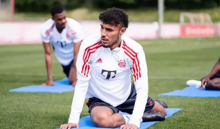 Bayern wil Mazraoui houden ondanks teleurstellende prestaties op training