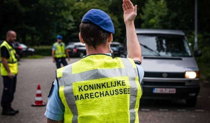 Mo en Brahim "zomaar" door Marechaussee aangehouden 