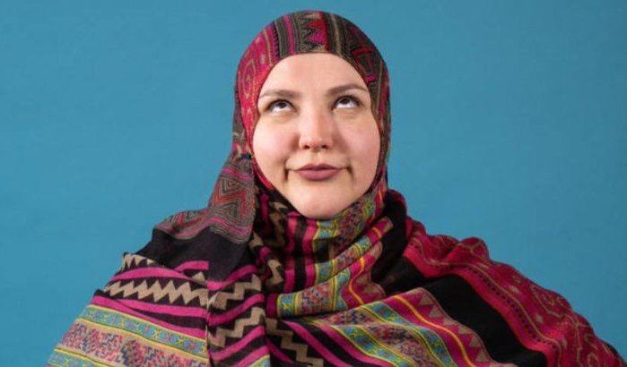 Marokkaanse humoriste Fatiha El Ghorri leidt BBC talentenjacht