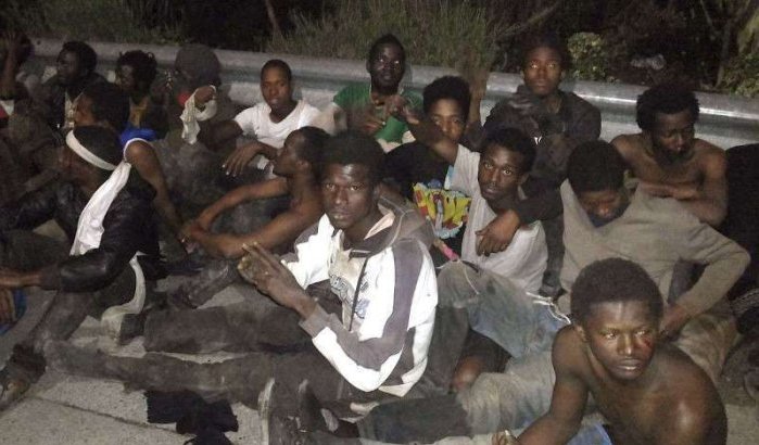 Spaanse media: Marokko laat illegale migranten met opzet Spanje binnen