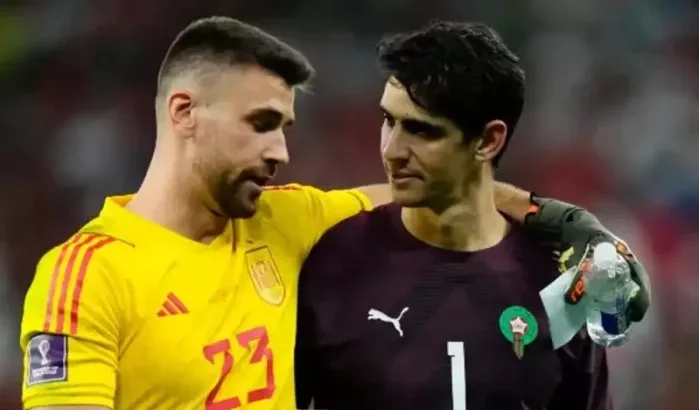 Unai Simón reageert op Yassine Bounou's WK-onthullingen (video)