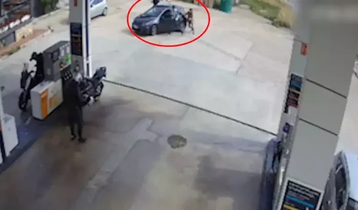 Spanje deelt beelden van arrestatie door Marokko gezochte crimineel (video)