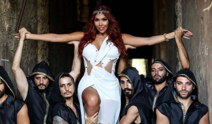 Hind scoort opnieuw hit in Dubai (video)