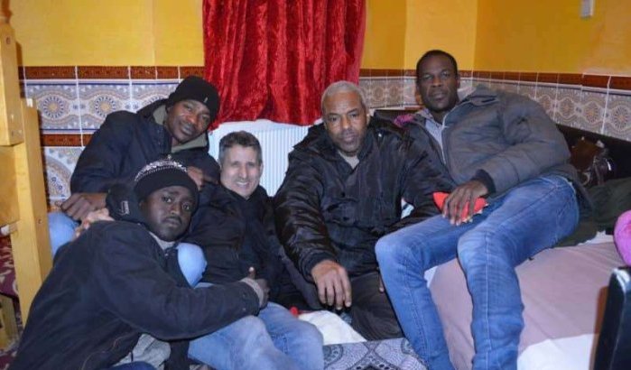 Marokkaan in België vangt daklozen op in zijn hotel (video)