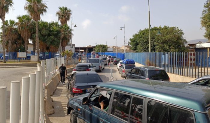 Lange files aan grens Melilla, Marokkaanse diaspora boos