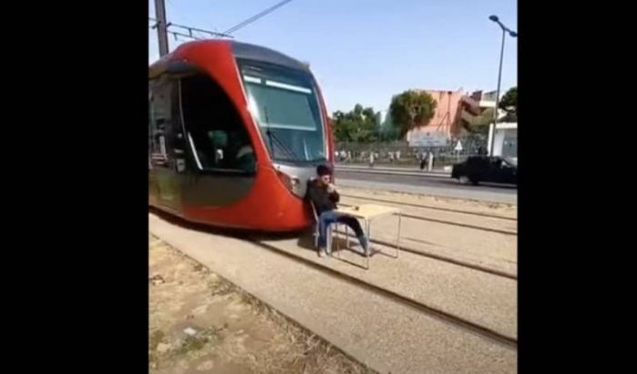 Drie jaar celstraf voor blokkeren tram in Casablanca (video)