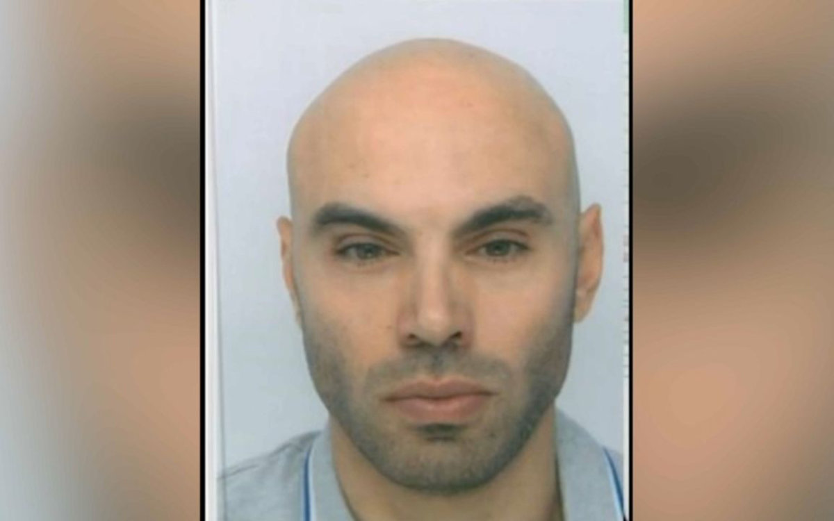 Langgezochte drugsbaron Ameur Mansouri in file opgepakt tijdens vakantie