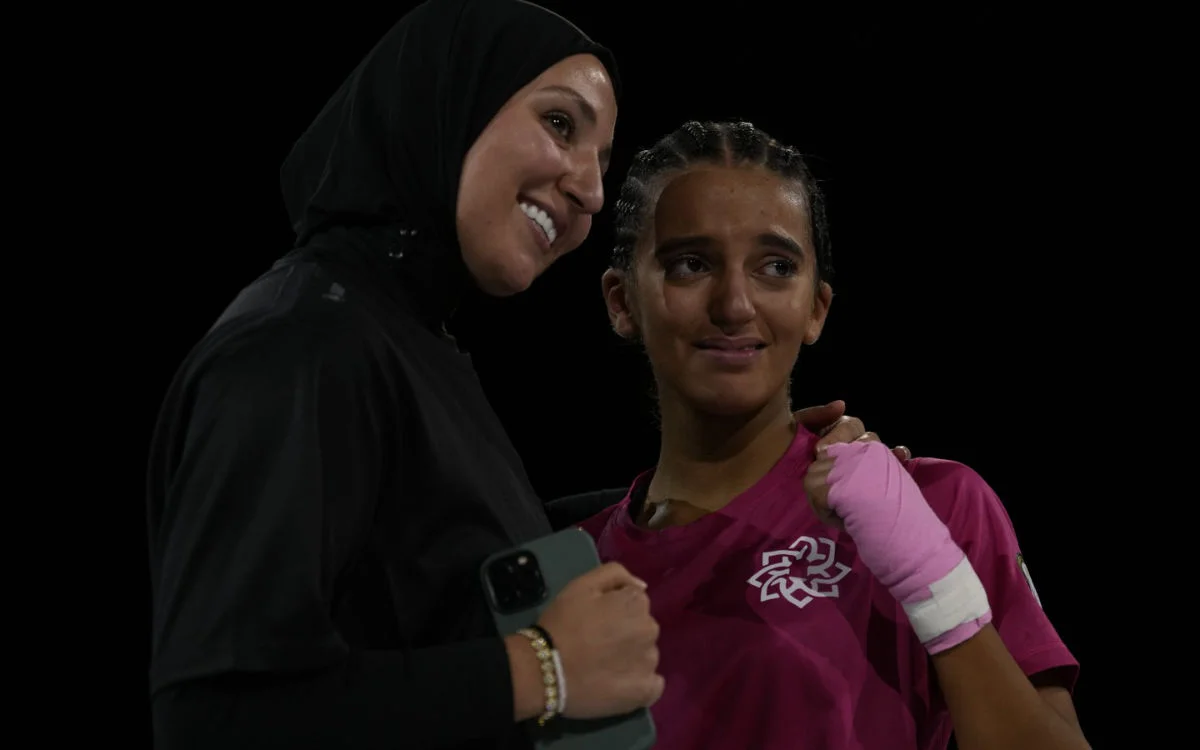 Marokkaanse kickbokster Ambar Tesoudali verovert IFP jeugdtitel in België