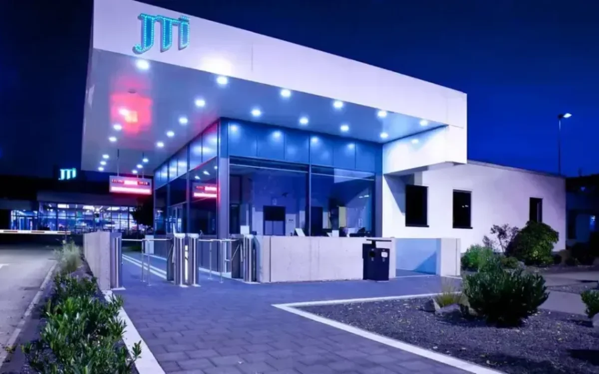 Japanse reus opent moderne fabriek in Tetouan 