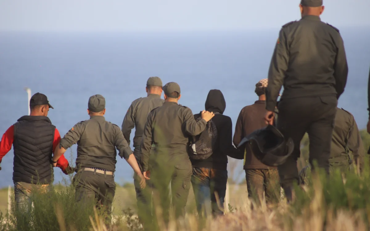 Geheime codes onthullen mensensmokkel in Nador, militairen opgepakt