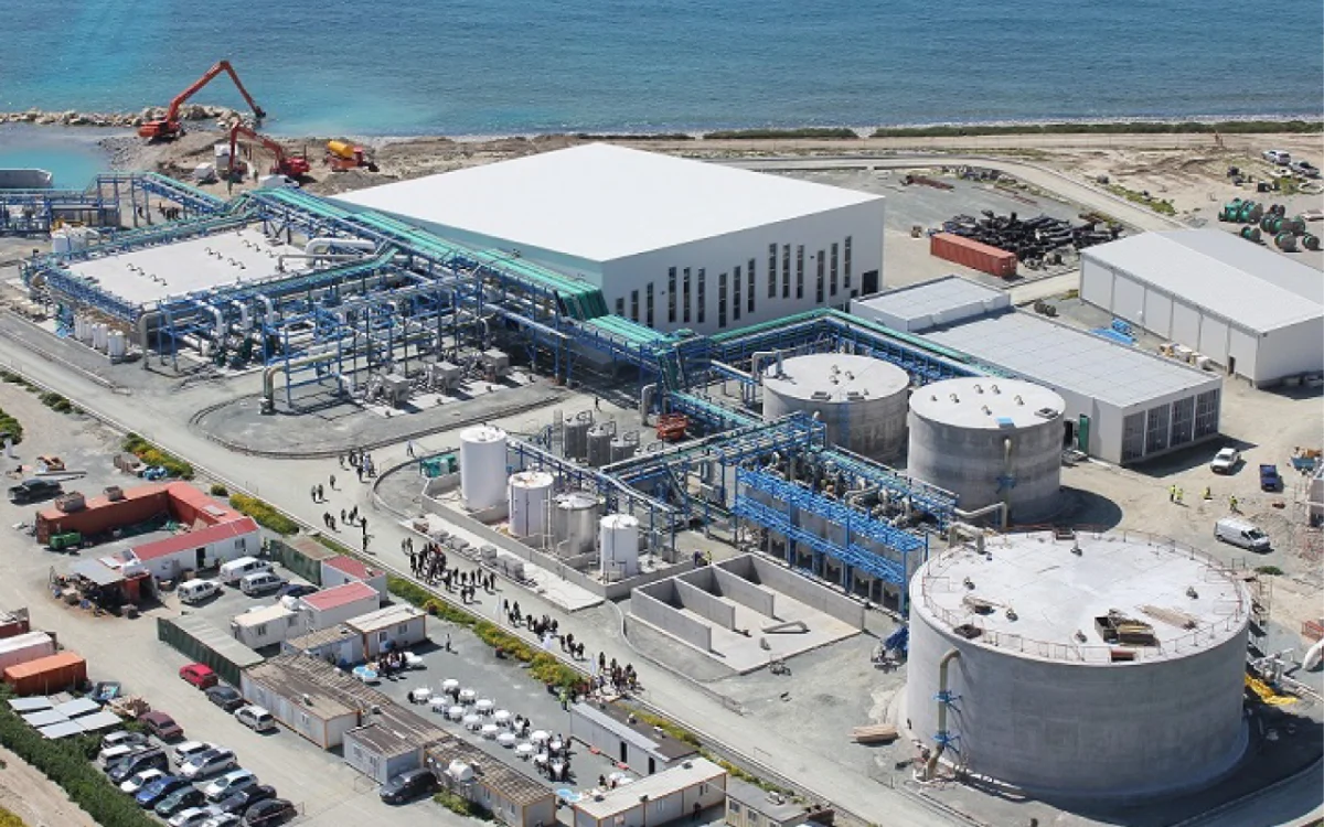 Drinkwater uit de oceaan blijkt kostbare zaak voor Marokko