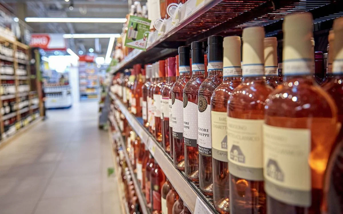 Marokko rekent op 21 miljard: zo moeten rokers en drinkers het begrotingstekort dichten