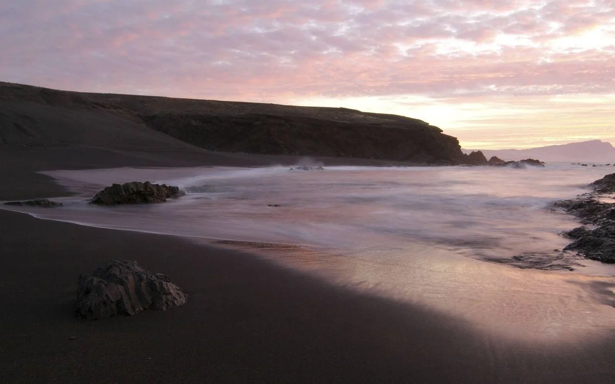 Marokko en Spanje strijden om mineralenschat onderzeese Tropic-berg