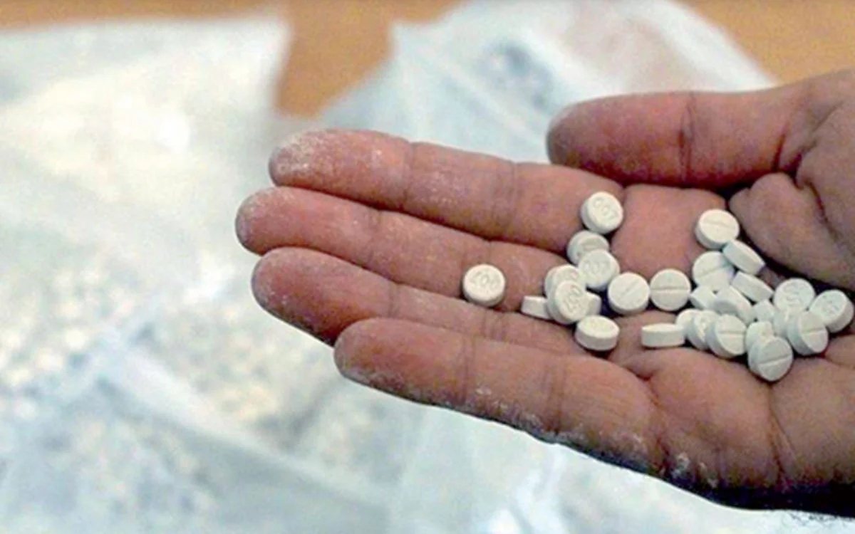 Mega-vangst: 12.000 drugspillen gevonden in auto Spaanse Marokkaan