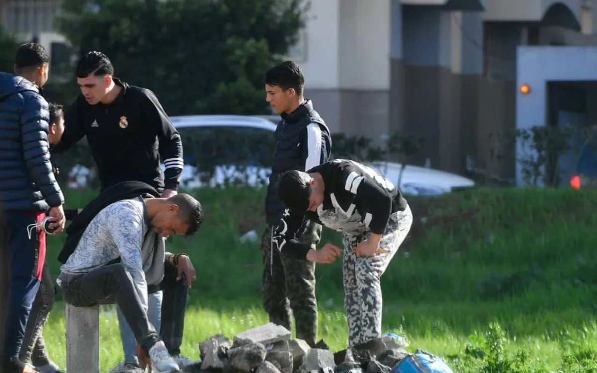 Jeugd minder alert door koppige Marokkaanse zomertijd 