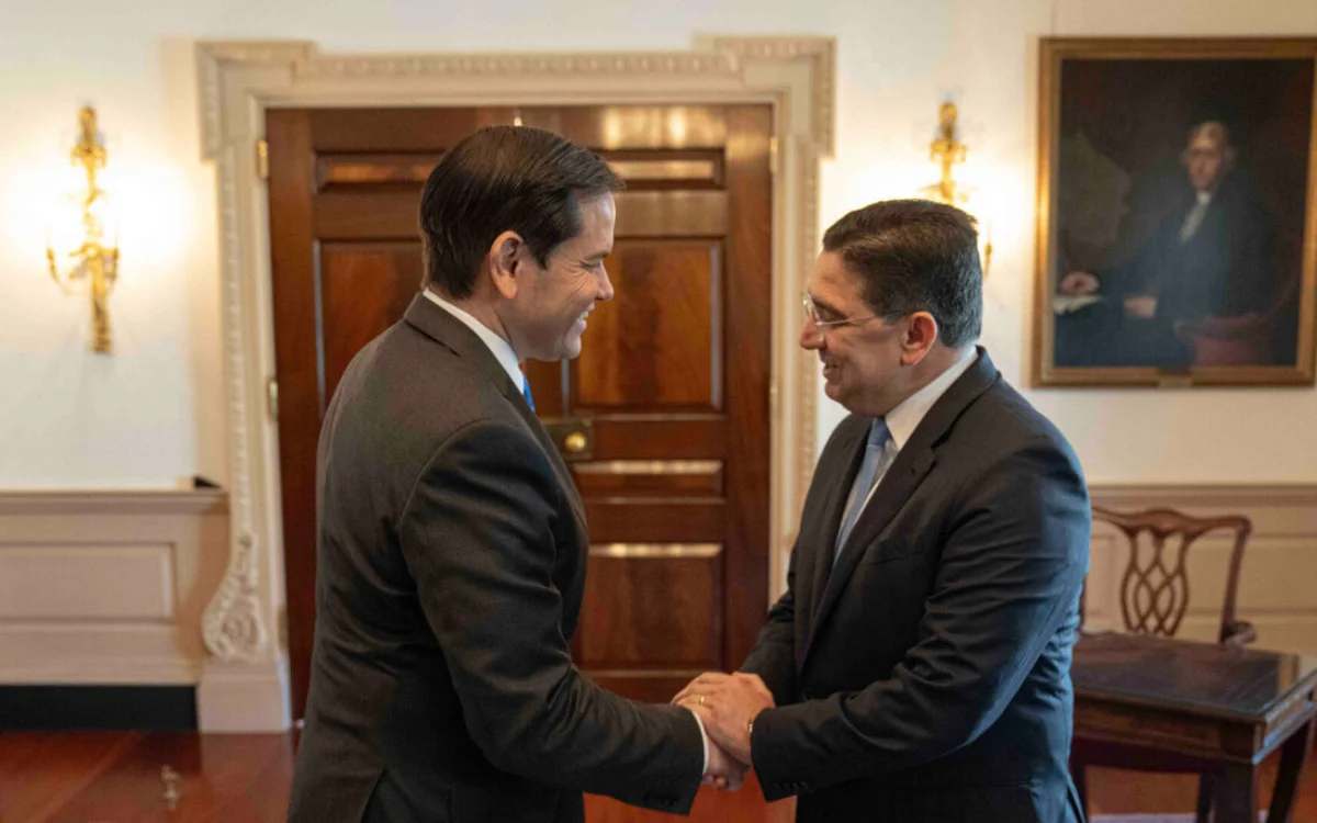 Trump zet Marokko en Algerije onder druk, eist Sahara-deal over drie maanden