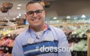 Ongeneeslijk zieke Soufiane Elazizi haalt geld op om anderen te helpen (video)