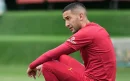 Clubloze Hakim Ziyech traint op straat (video)