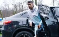 Vrienden reageren op verkrachtingszaak: "Hakimi kan boot vol meisjes boeken"