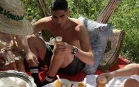 Achraf Hakimi gespot op quad in Marrakech 