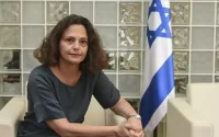 Betekent vertrek Alona Fisher uit Marokko terugkeer David Govrin?