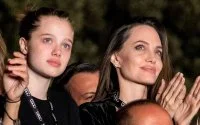 Angelina Jolie gespot in Tanger met dochter Shiloh Jolie-Pitt